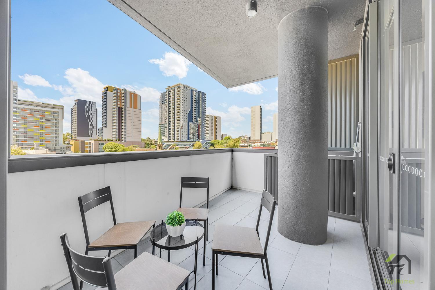 Cozy In Burwood 2b1b Apartment *